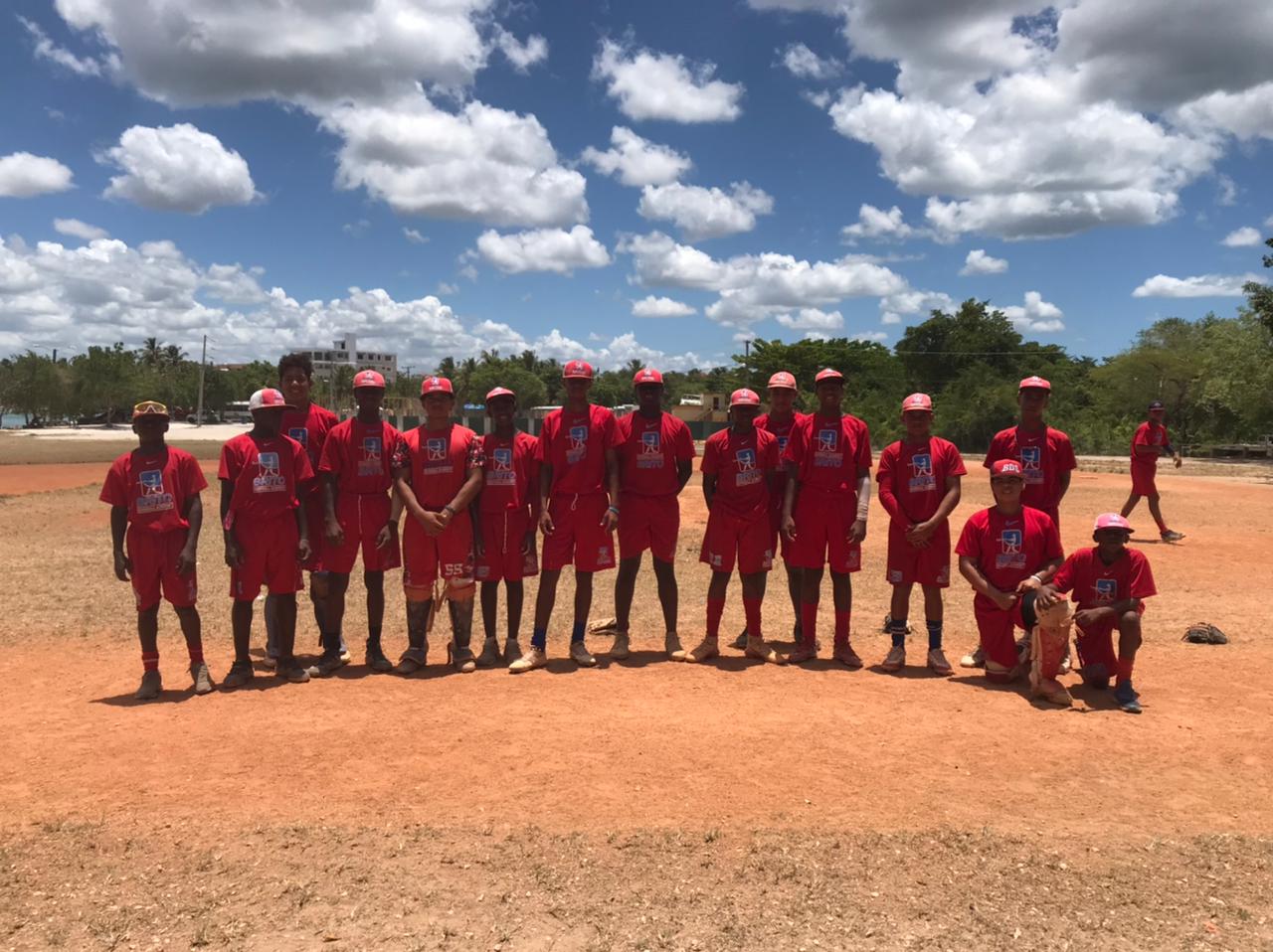 DIVERSE DOMINICAN IMMERSION