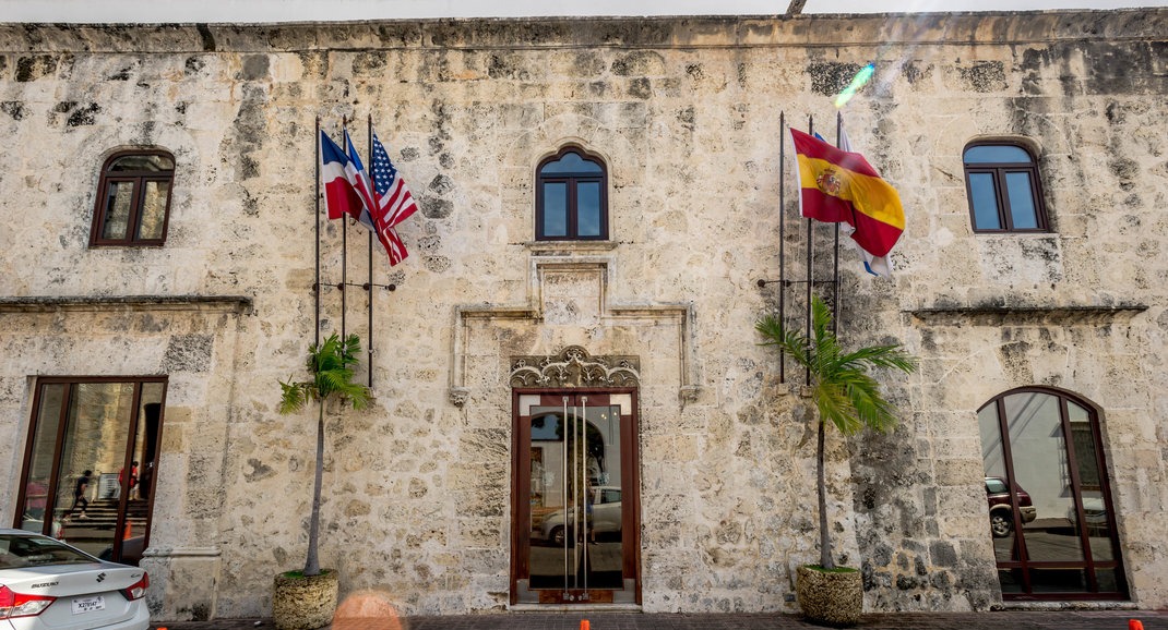 EMBLEMATIC DELUXE DOMINICAN HIDEAWAY