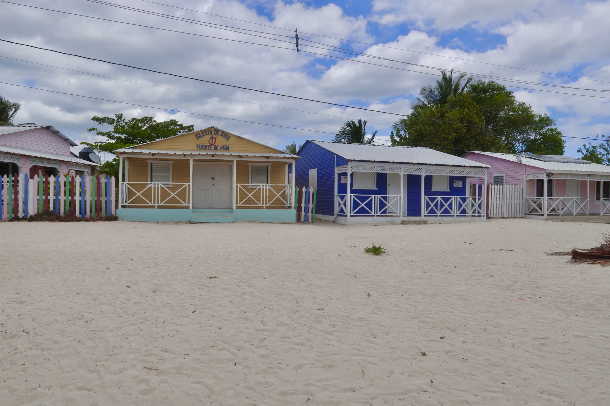 DOMINICAN COASTAL ECOSYSTEMS STUDIES