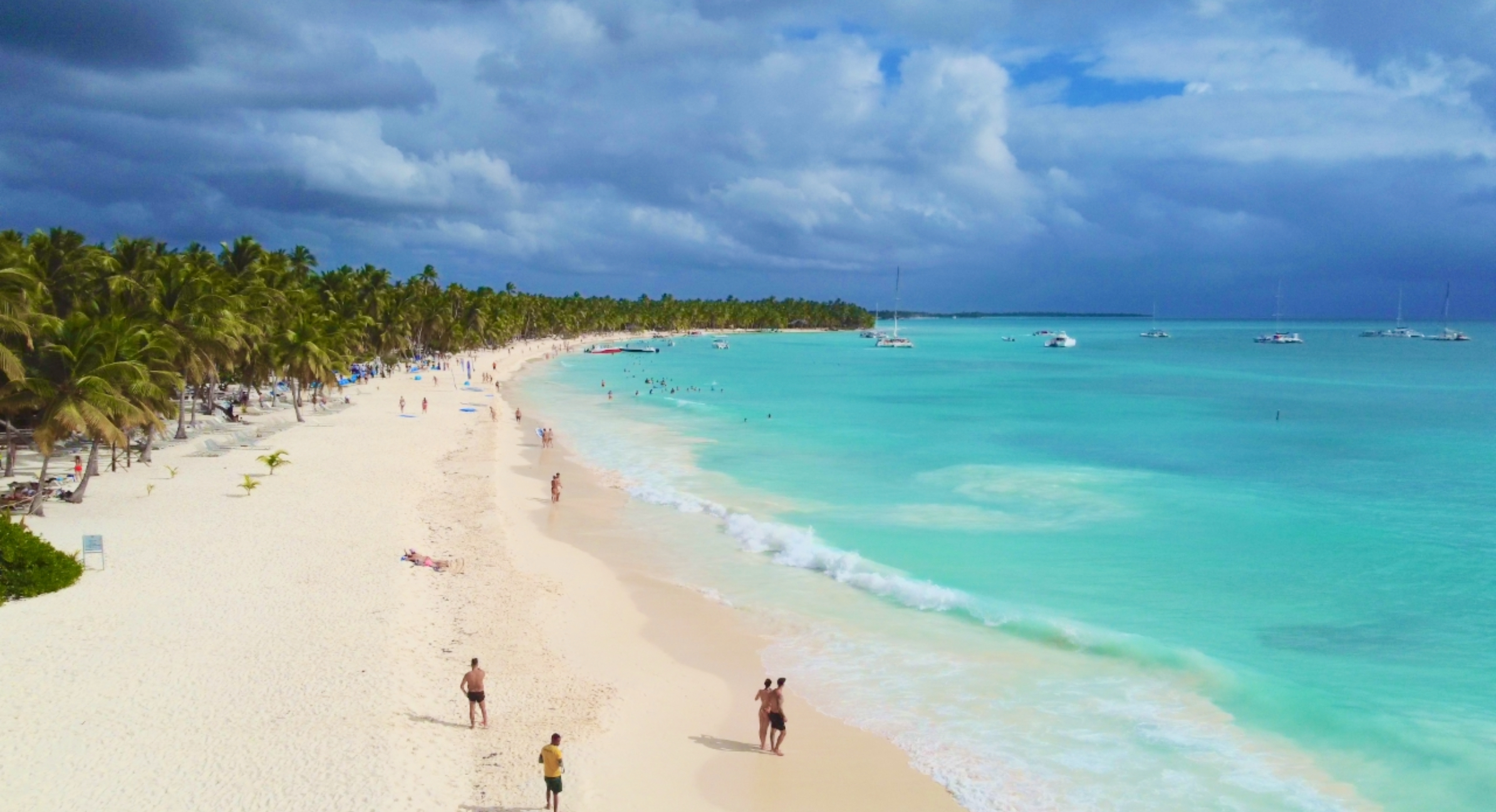 ESSENTIAL DOMINICAN EXPLORER