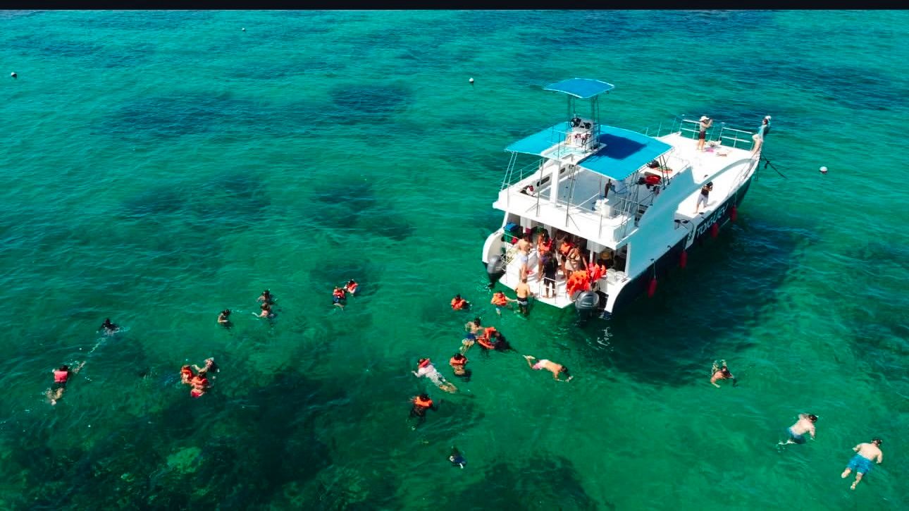 TAIGUEY EMOTIONS GROUP PRIVATE BOOZE CRUISE
