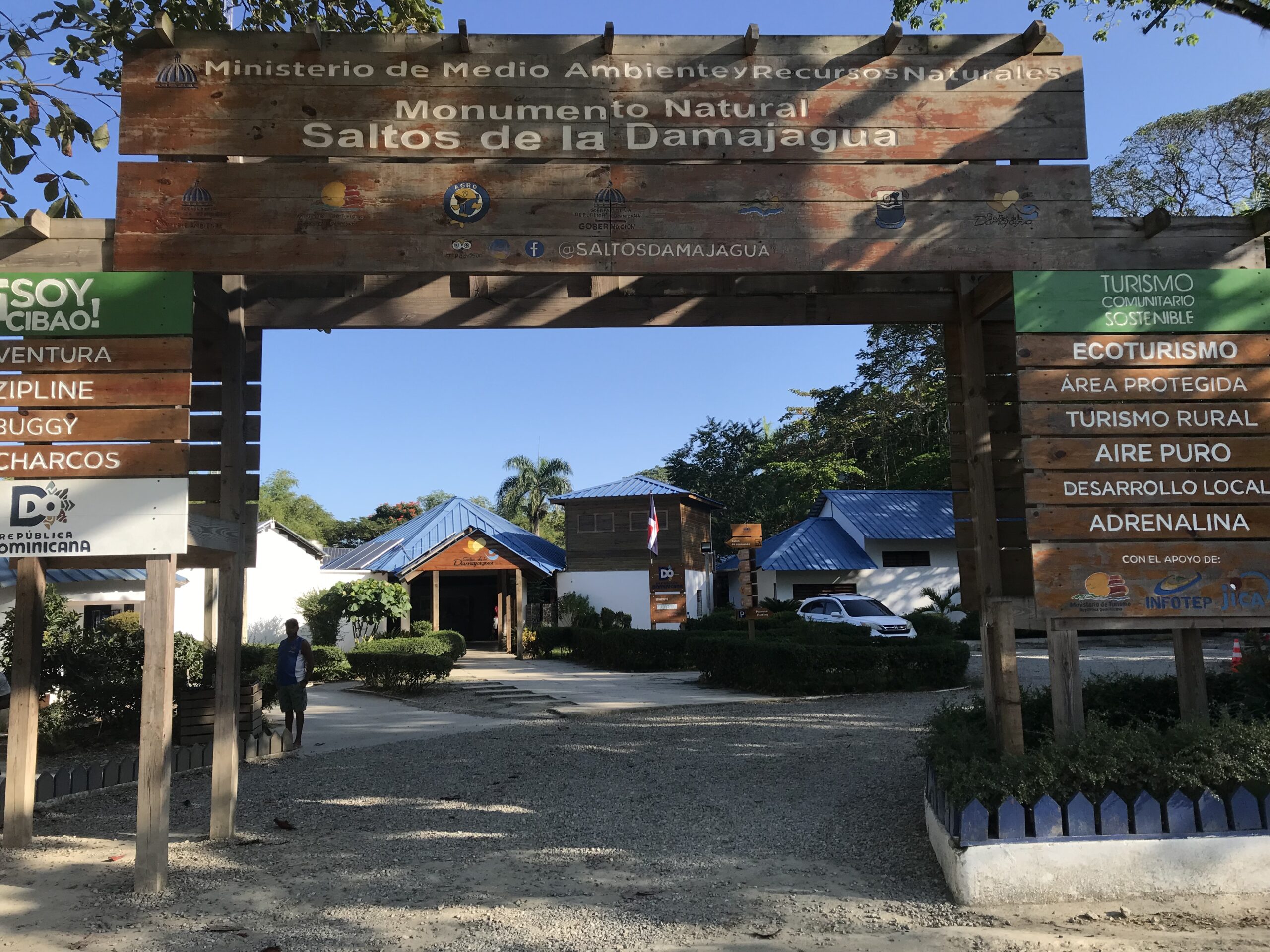 FALLS & FLIGHT ADVENTURE