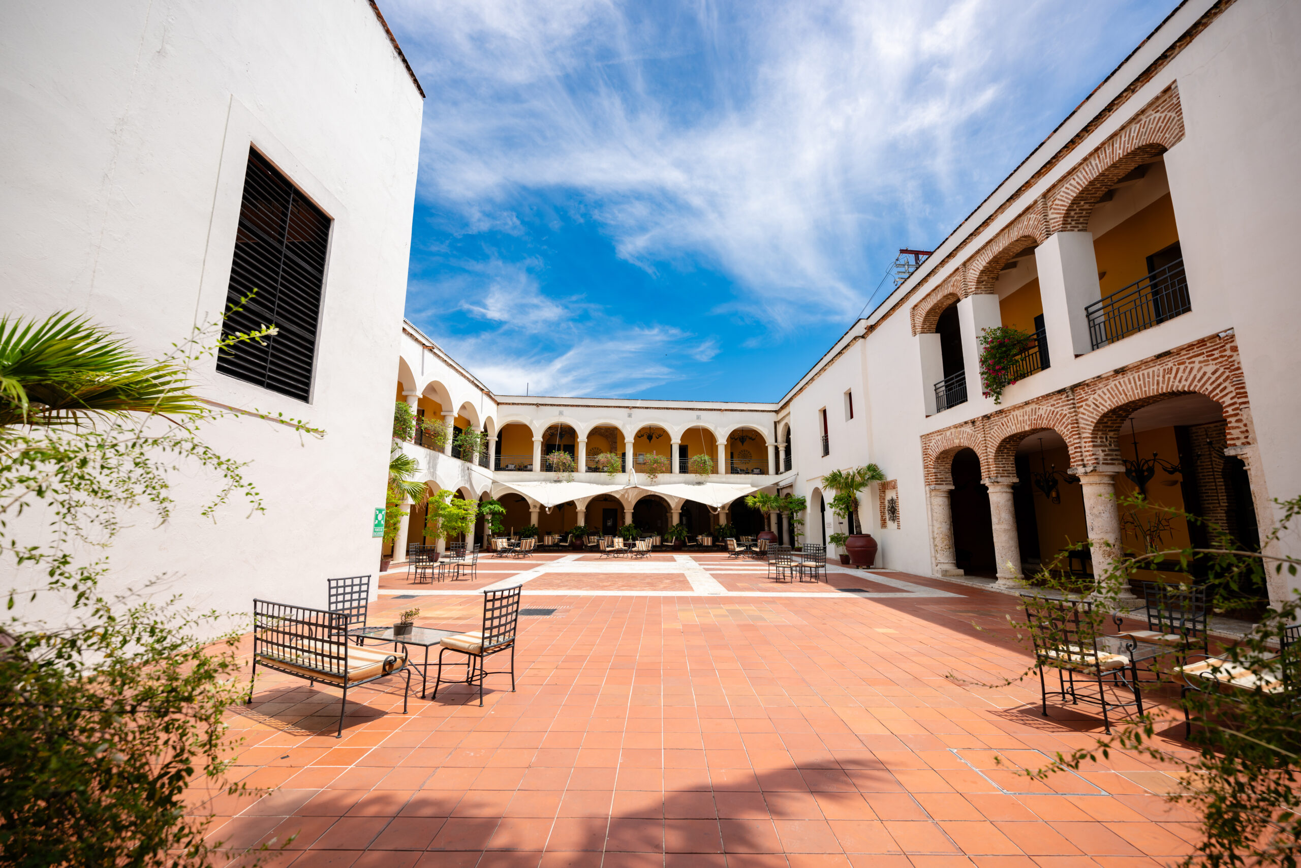 HODELPA NICOLAS DE OVANDO EMBLEMATIC 5* HOTEL