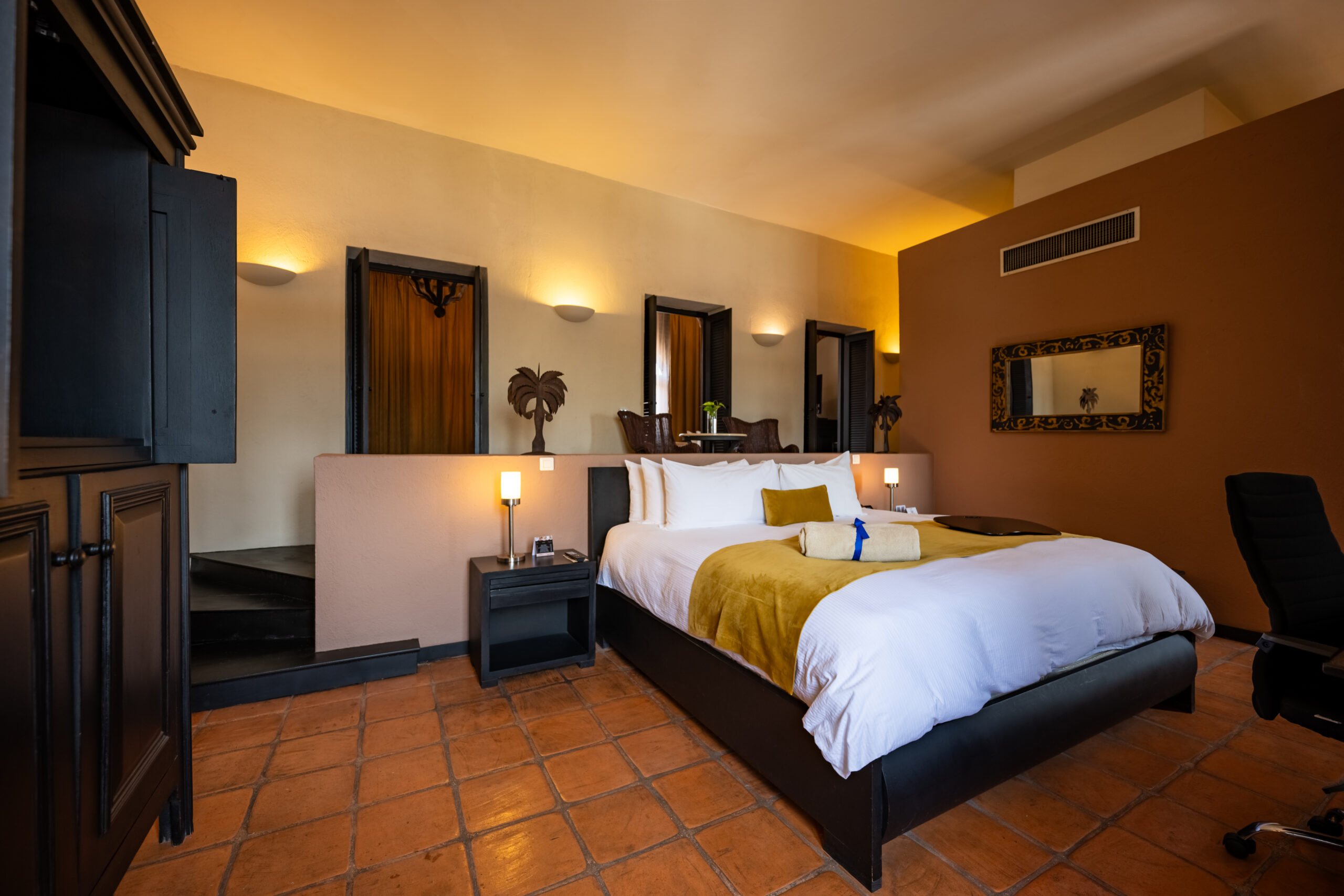 HODELPA NICOLAS DE OVANDO EMBLEMATIC 5* HOTEL